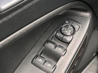 Ford EcoSport 1.0 EcoBoost ST-Line | Carplay | Stoel/Stuur Verwarming | Camera | PDC | Cruise/Control | Climate /Control | / 24