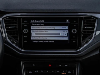 Volkswagen T-Roc 1.5 TSI 150 PK DSG Style IQ.DRIVE | Trekhaak | Virtual Cockpit | LED | ACC | Camera | Dodehoekdetectie | Stoel-/Stuurverwarming | Navigatie | Apple CarPlay/Android Auto | 18" / 32