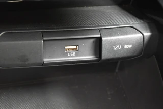 KIA Stonic 1.0 T-GDi MHEV 100pk DCT7 DynamicPlusLine / 24