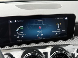 Mercedes-Benz A-Klasse BWJ 2020 180 136 PK Luxury Line AUTOMAAT  TREKHAAK | STOELVERW. | FULL LED | CAMERA | CARPLAY + ANDROID |  NAVI | CLIMA | CRUISE | LMV | PDC / 19