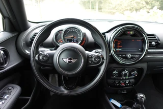 MINI Clubman 1.5 Cooper Business / 18