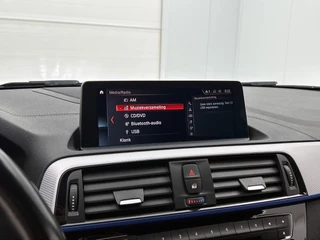 BMW 1-serie M140i xDrive Edition Shadow | Harman/Kardon | Stoelverwarming | Memory Stoelen | Leder / 22