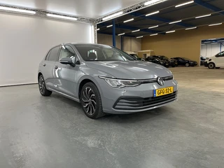 Volkswagen Golf 1.0 Life 81kW / 2