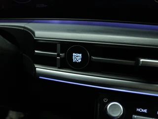 Hyundai Santa Fe 1.6 T-GDI PHEV | 7 zits | Stoelventilatie | Memory | 360 camera | / 40