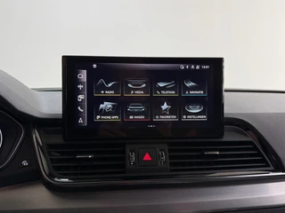 Audi Q5 Sportback 50 TFSI e S-line edition | Luchtvering | District Green | Ambient | Matrix-LED / OLED | Business-Pack | CarPlay / 17