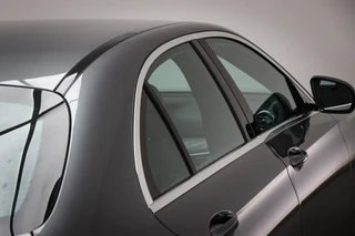 Mercedes-Benz E-Class 200 Business Solution Sport / 28