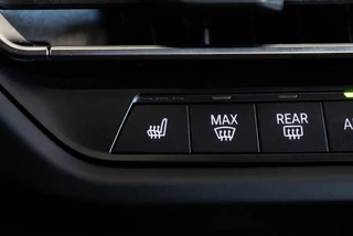 BMW 1 Serie 128ti M Sport 265PK | Innovation Pack | NL-auto | Shadowline | HUD | Stoelverwarming / 23
