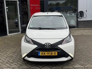 Toyota Aygo FUN / 2