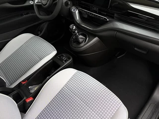 Fiat 500 1.0 Torino Launch Edition / 11