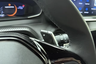 Peugeot 2008 1.2 Hybrid 145 Allure | Climate & Cruise Control | Parkeersensoren voor + achter | AppleCarplay/Android Auto | / 20