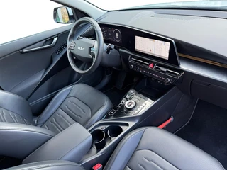 Kia Niro EV Edition Advanced 64.8 kWh | Camera | Keyless | Navi | Stoel + Stuurverwarming | Blindspot | Apple Carplay | Android Auto | Fabrieksgarantie t/m 03-2031 + 3 jaar verlengd tot 03-2034 | / 13
