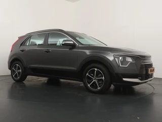 Kia Niro 1.6 GDi Hybrid DynamicLine Automaat  - Adaptive Cruise Control- Navigatie - DAB- Apple Carplay/Android Auto Fabrieksgarantie 26-01-2032 of 150.000 km / 11