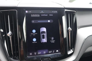 Volvo XC60 T6 Recharge AWD Plus Bright | Stoelverwarming | Trekhaak | 360° Camera |  Long range  | Pilot Assist |  BLIS  | Keyless / 54