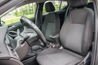 Opel Astra 1.4 Turbo 150 PK Edition | Trekhaak | 1450 KG Trekgewicht | Navigatie | Climate Control | PDC V+A | Mistlampen Voor | Rijklaar / 22