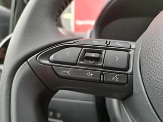 Toyota Aygo X PULSE 5-DEURS CAMERA CLIMA 17"LMV PRIVACY-GLASS LED DAB+ NL-AUTO / 15