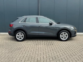 Audi Q3 45 TFSI* AUTOMAAT* Parkeercamera* Xenon/led * Navigatiesysteem * / 6