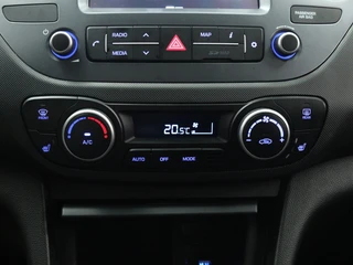 Hyundai i10 1.0i i-Premium Navigatie | Stoelverwarming | Cruise control / 33
