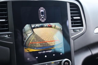 Renault Megane Estate 1.6 E-Tech Plug-In Hybrid 160 Intens|Camera|HUD|Keyless|Dodehoek assistentie / 29