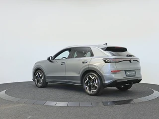 Volkswagen T-Roc 1.5 eTSI R-Line Elek. Trekhaak | Stuur-/stoelverwarming | Verlichte logo's / 9