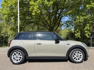 MINI 3-Deurs 1.5 Cooper | Pano | Led | Automaat | / 25