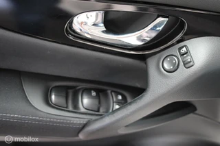 Nissan Qashqai 1.2 Connect Edition/Pdc/Cam/Navi/Tel/ / 17
