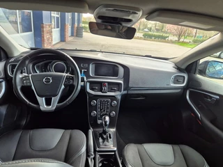 Volvo V40 1.5 T2 POLAR+ Automaat Navi, Stoelverwarming, ALL IN Prijs. / 4
