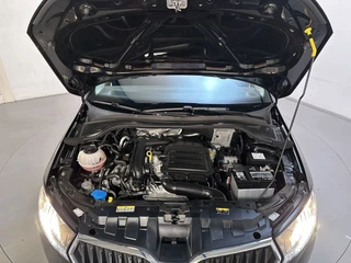 Skoda Fabia Combi 1.0 TSI Business Edition Navigatie App-Connect DAB+ Airco / 17