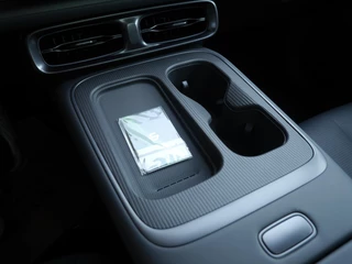 Leapmotor B05 ProMax Design 67.1 kWh | Panoramadak | Elektrisch verstelbare stoelen | Stuurwiel verwarming | Apple carplay/Android auto | Sfeerverlichting | Regensensor | Privacyglas | 19 inch lichtmetalen velgen / 32