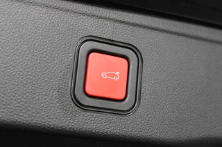 Jeep Avenger 1.2 Longitude  | JBL Audio | Adaptieve cruise | Keyless / 43