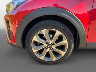 Kia Stonic 1.0 T-GDi DynamicLine | Navigatie | Two-Tone | Cruise control | LM-Velgen / 21