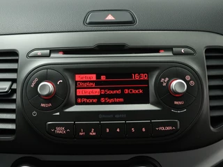 Kia Picanto 1.0 CVVT First Edition Climate control | Cruise control / 30
