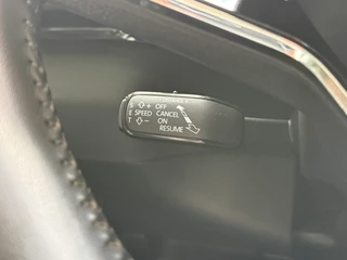 Škoda Karoq 1.5 TSI ACT Business Edition Plus Panoramadak | Camera | Adaptive cruise | Stoelverwarming | Full LED | NL auto | Dealer onderhouden / 20