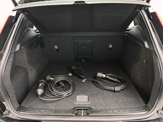 Volvo XC40 1.5 T4 Recharge | Apple/Carplay | Camera | Elek. Kofferklep | Climate/Control | Cruise/Control | / 23