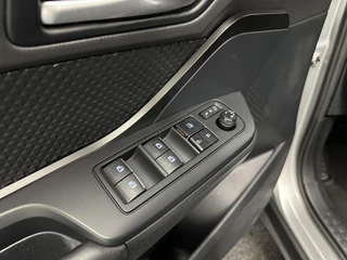 Toyota C-HR 1.2 Dynamic CAMERA NAVIGATIE TREKHAAK ECC CRUISE LM. / 18