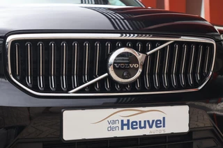 Volvo XC40 T4 Recharge Plus Bright | Stoelverwarming | Trekhaak | 360° Camera | H/K | Keyless / 6