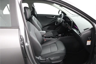 Kia Niro 1.6 GDi Hybrid DynamicLine  - Climate Control - Adaptieve Cruise Control - Lichtmetalen Velgen - Navigatie - Fabrieksgarantie tot 05-2032 / 35