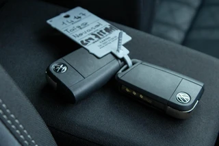 Volkswagen Taigo 1.0 TSI R-Line|Camera|Carplay|Adaptive Cruise / 42