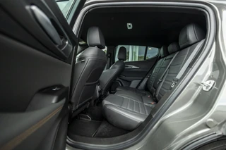 Alfa Romeo Tonale 1.5T Hybrid Veloce  | Elek. achterklep | Leder | NL auto / 11