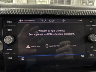 Volkswagen Taigo 1.0 TSI Life Business NL-auto, eerste eigenaar / 24