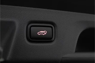 Kia XCeed 1.5 T-GDi GT-Line  - Automaat - Panorama dak - Stoel/Stuur verwarming - Navigatie - Climate Control - Achteruitrijcamera - Elektrische Achterklep - Fabrieksgarantie tot 01-2032 / 36