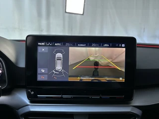 Seat Leon Sportstourer 1.5 TSI 150pk FR Business Intense LED Trekhaak Camera App-Connect Sfeerverlichting / 9
