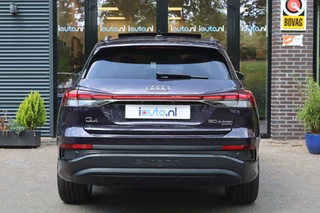 Audi Q4 e-tron 50 quattro S Edition 77 kWh Optiek Zwart S-Line/Pano/Leder/Matrix LED/Elek. stoelen+mem/Head-up/Camera/Keyless/20" / 9