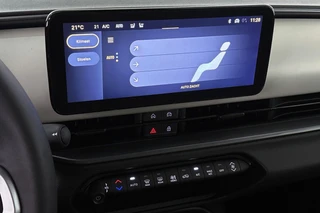 Fiat 600 1.2 Hybrid La Prima Massage Adaptieve Cruise Control Stoelverwarming / 25