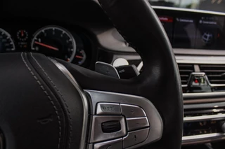 BMW 7-serie 740i High Executive | 2e eigenaar | Driving Assistant Plus | Innovation pakket | Massage | Dodehoekdetectie | Adaptieve cruise | 360 camera | Stoelventilatie | Gesture control / 25