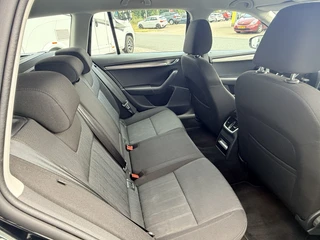 Škoda Octavia Combi 1.5 TSI Style 150pk DSG  | Trekhaak | Apple/Android | Adapt. Cruise | Stoelverwarming | PDC | ECC / 62