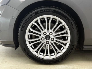 Ford Focus Wagon 1.5 EcoBoost Active Business Automaat | Adaptive Cruise | Stoelverwarming | Camera | Parkeersensoren | Trekhaak / 10