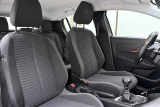 Peugeot 208 1.2 PureTech Active Pack | Navigatie | Parkeersensoren achter | Cruise Control | Lichtmetaal 16inch | Apple Carplay/Android Auto / 11