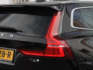 Volvo V60 2.0 T6 Plug-in hybrid AWD Ultra Bright | SOH 99% | Long Range / 25