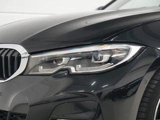 BMW 3 Serie 330e M-Sport Schuifdak | ACC | Harman Kardon / 34