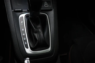 Ford Puma 1.0 EcoBoost Hybrid ST-Line X | WINTER / DRIVER ASSISTANCE- PACK | PANORAMADAK | DAB | APPLE | CAMERA | TREKHAAK | 17" / 38